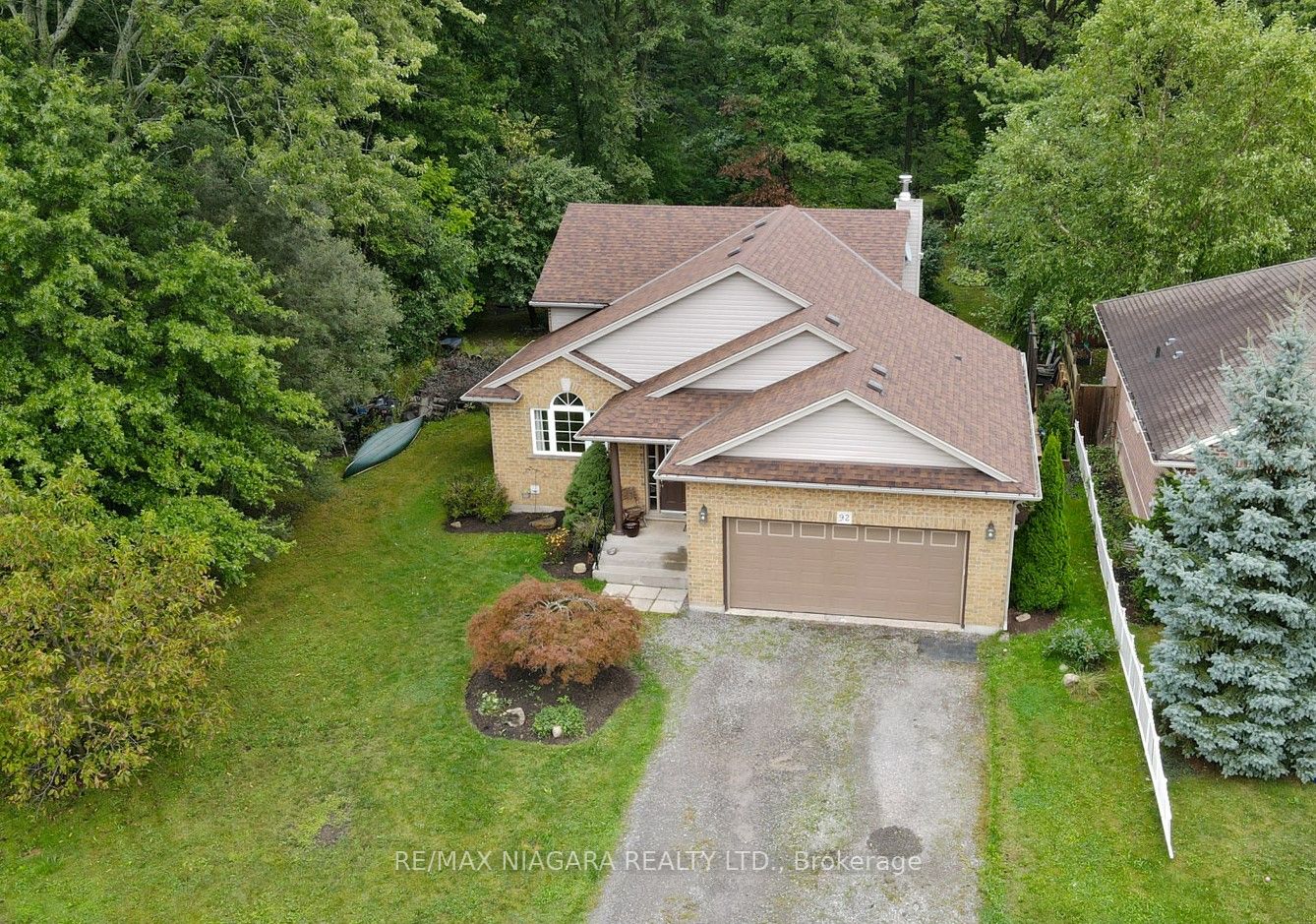 92 Thorold Ave