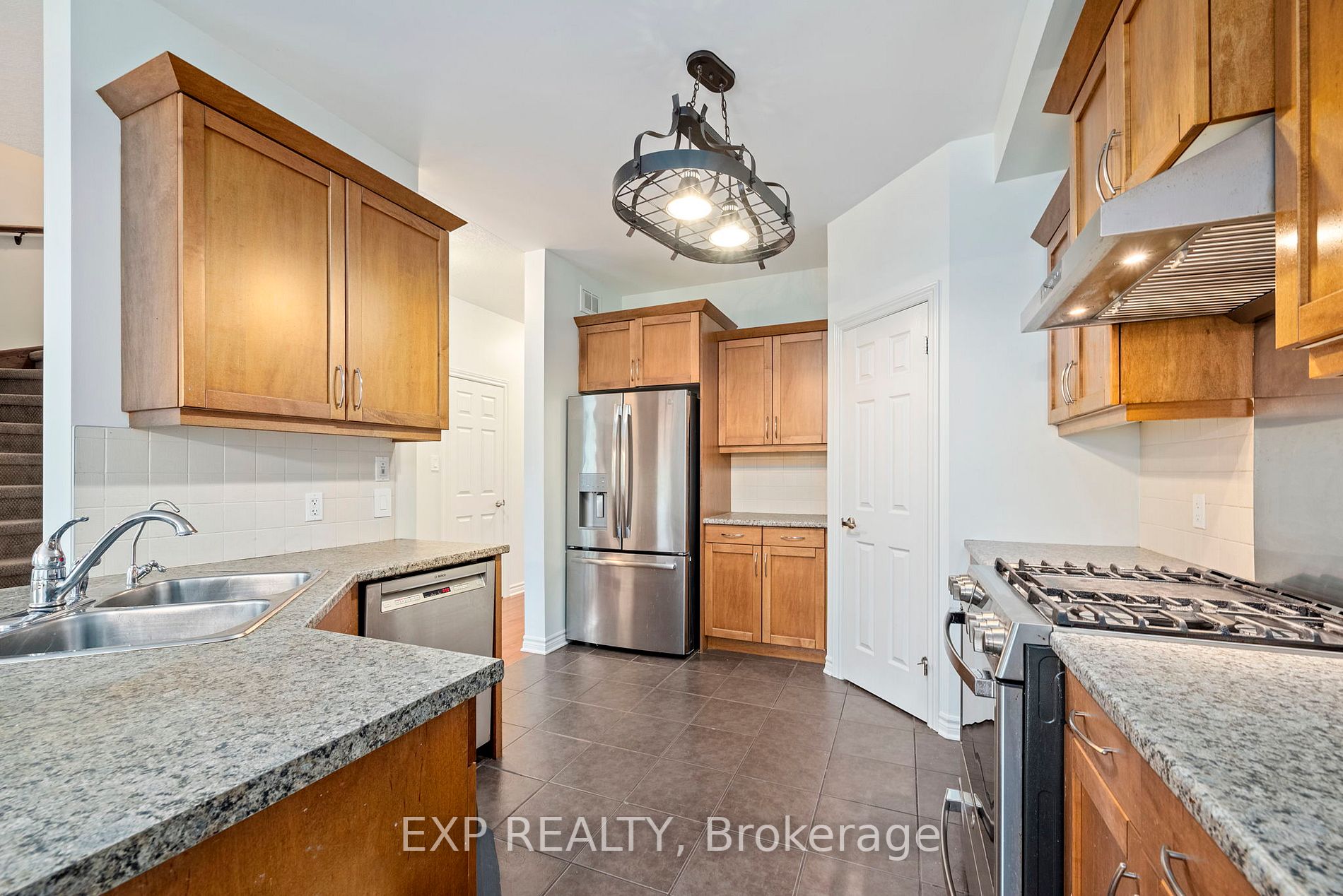 458 Blue Jay Dr, #6