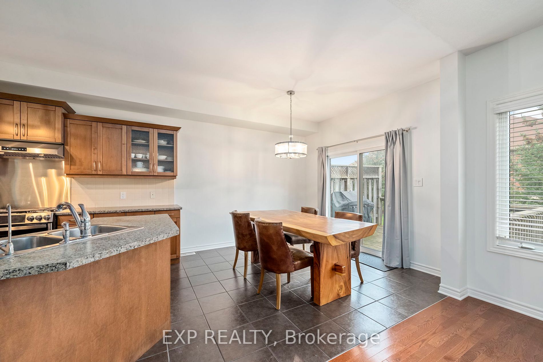 458 Blue Jay Dr, #6