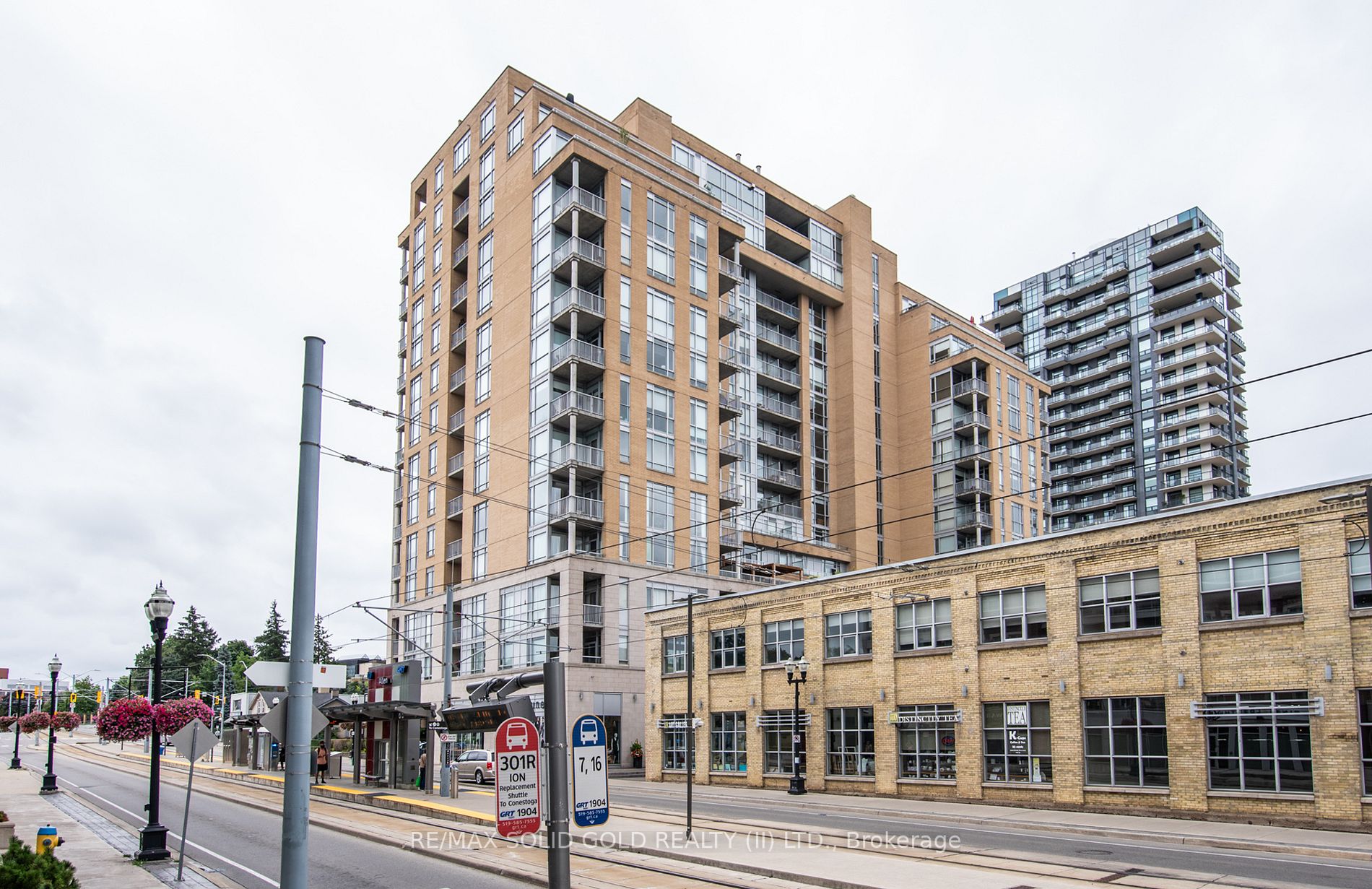 191 King St S, #405