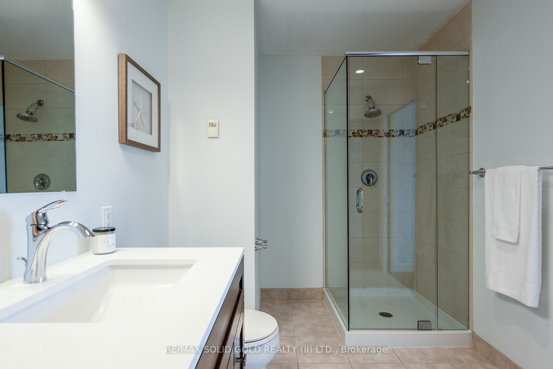 191 King St S, #405