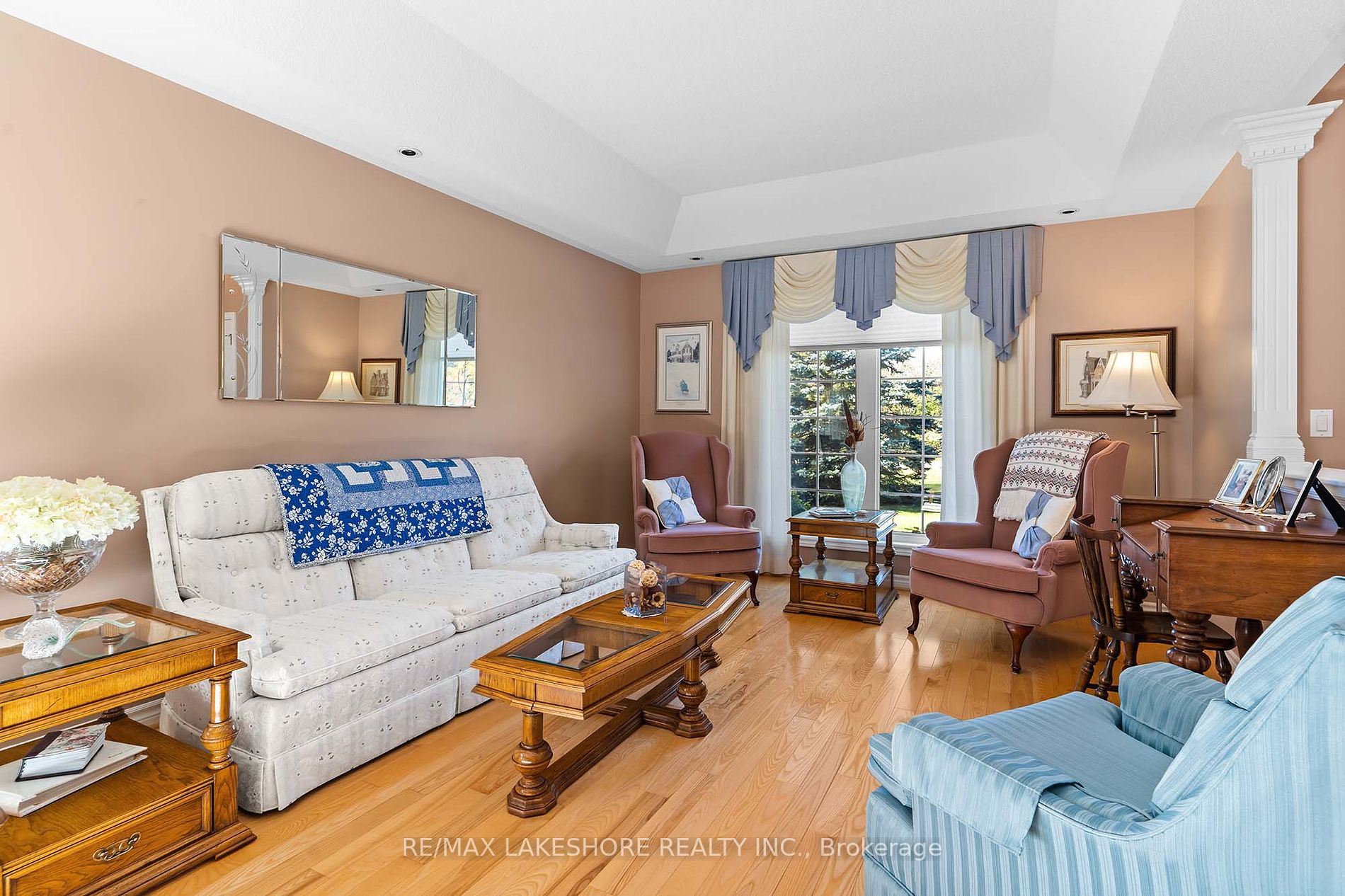 49 Skye Valley Dr
