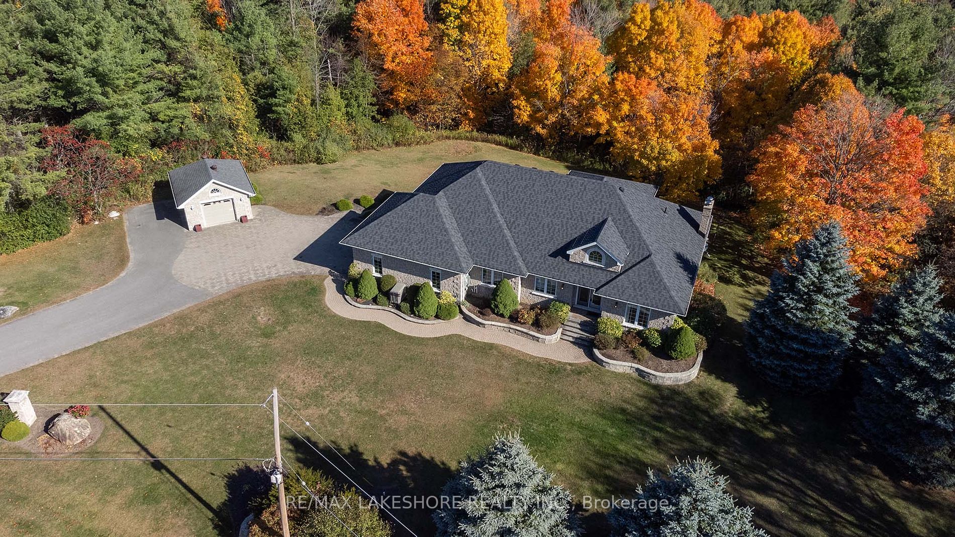 49 Skye Valley Dr