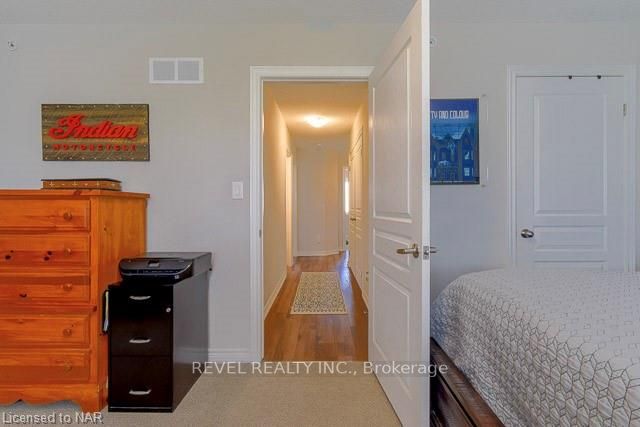 60 Canterbury Drive, #12