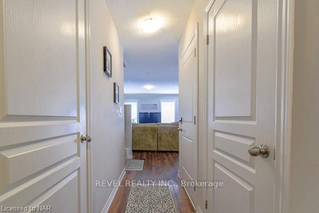 60 Canterbury Drive, #12