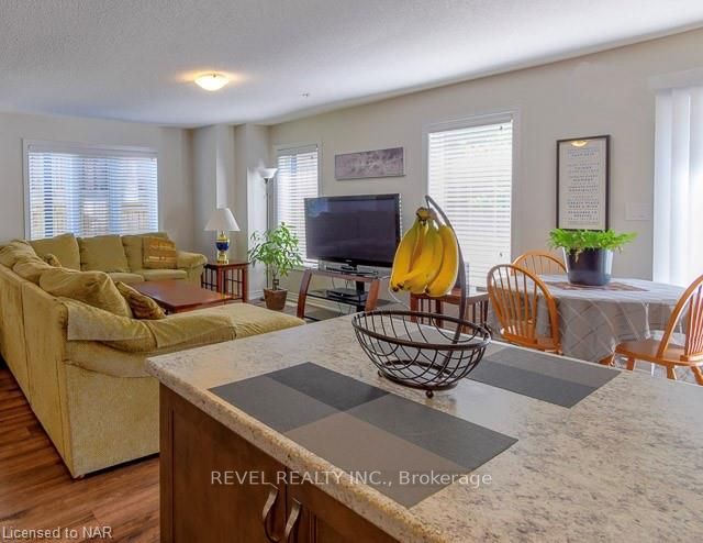 60 Canterbury Drive, #12