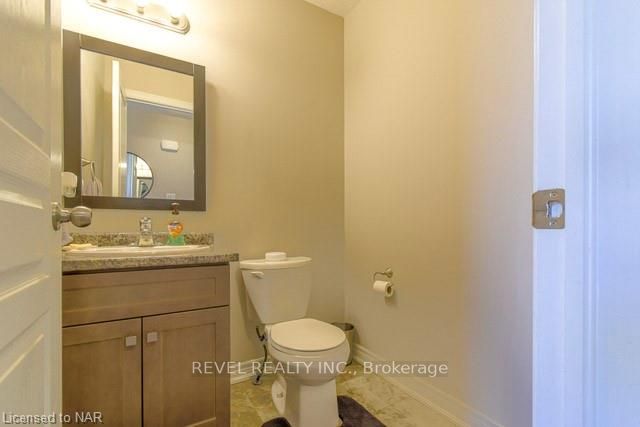 60 Canterbury Drive, #12