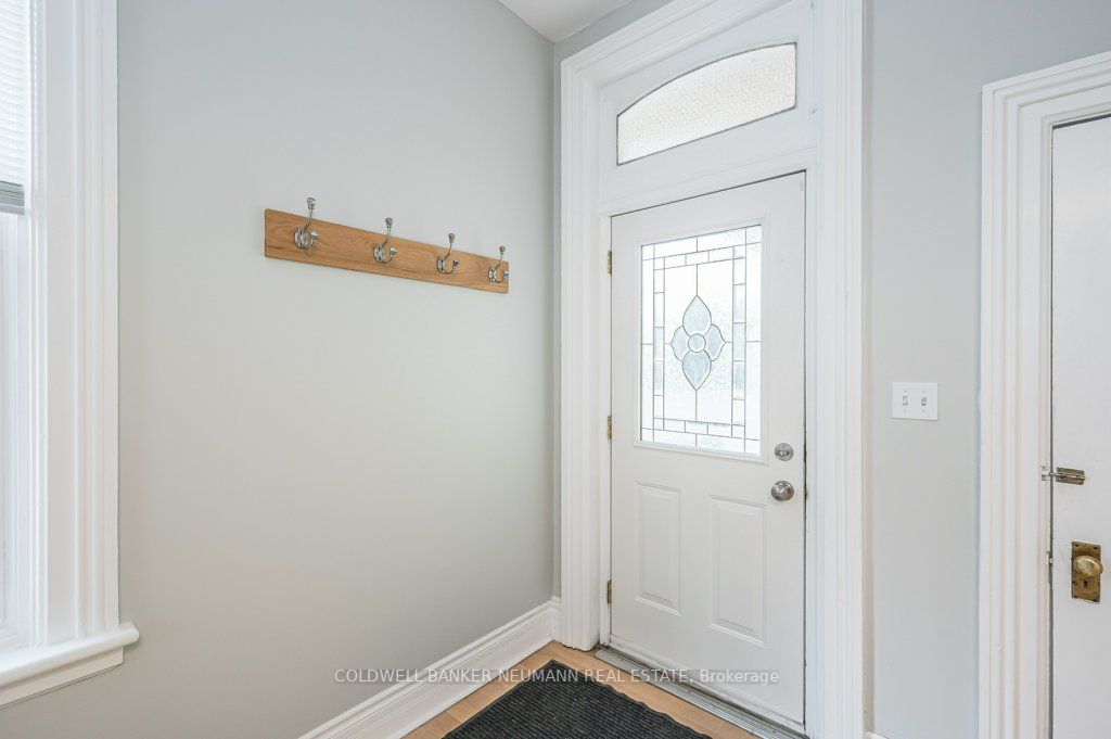 311 Woolwich St