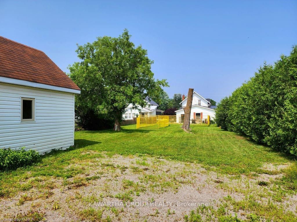 77 Lindsay St