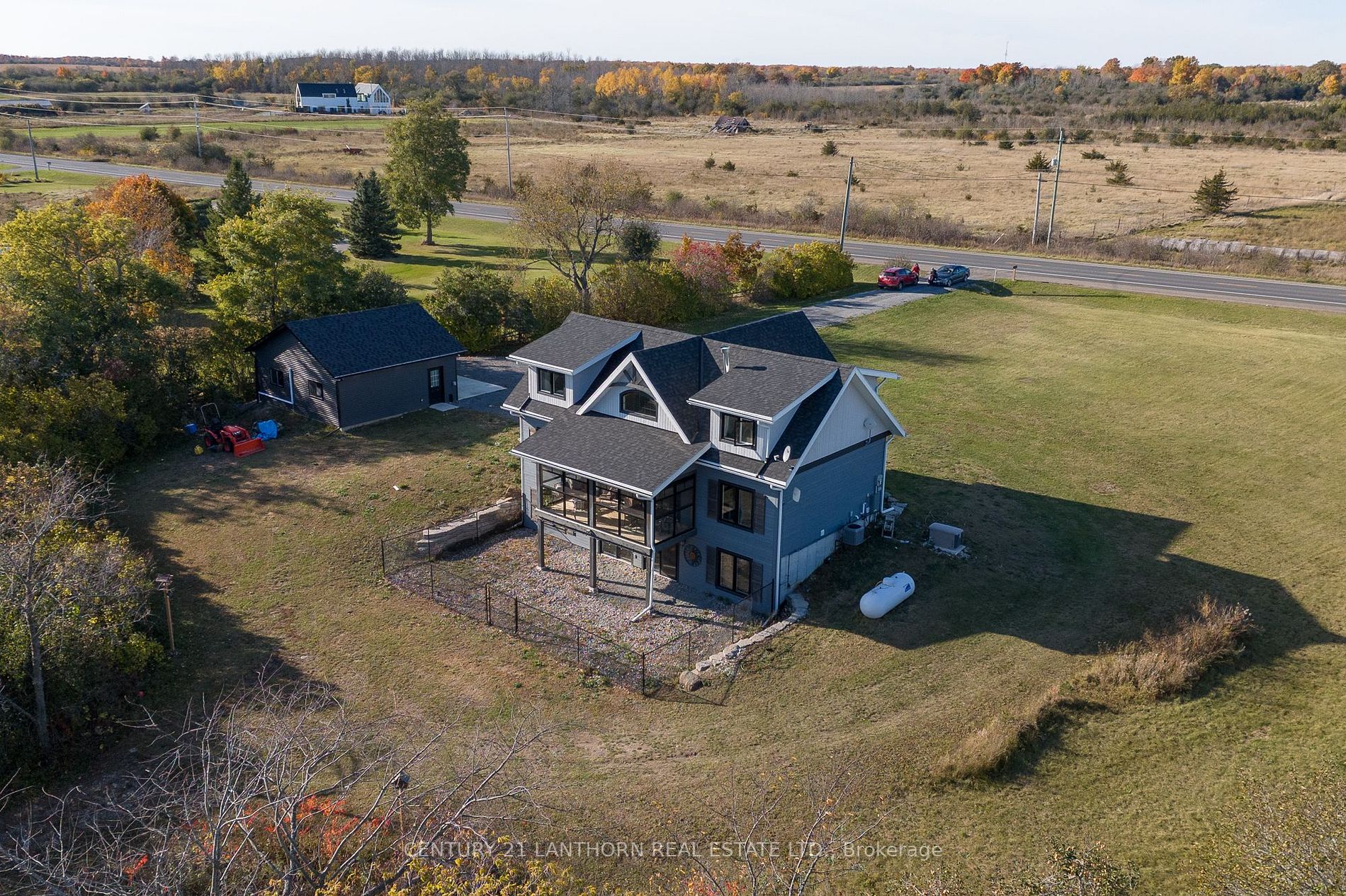 19009 Loyalist Pkwy