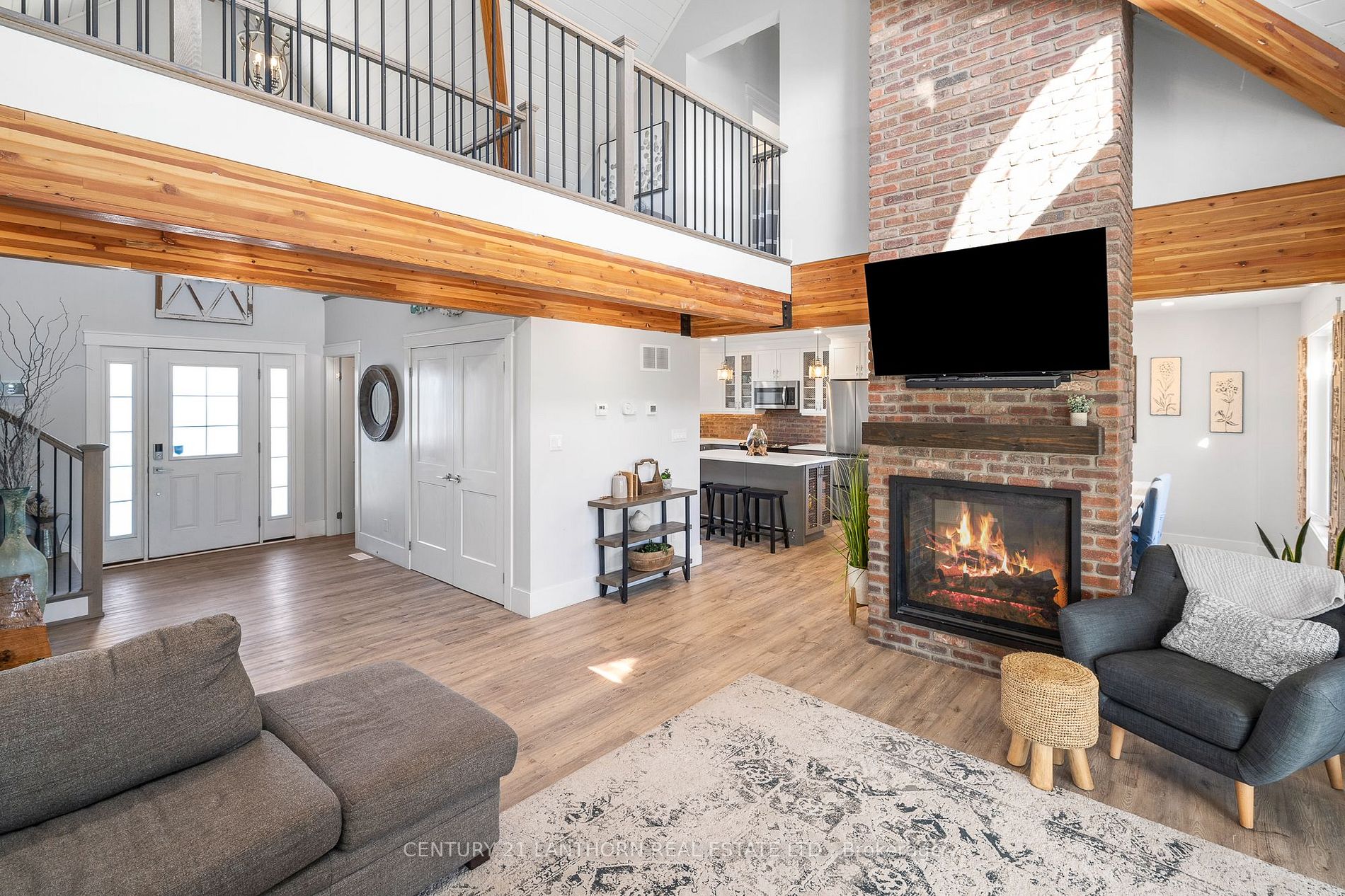 19009 Loyalist Pkwy