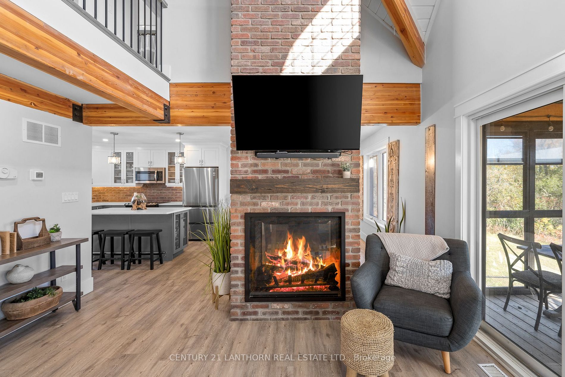 19009 Loyalist Pkwy