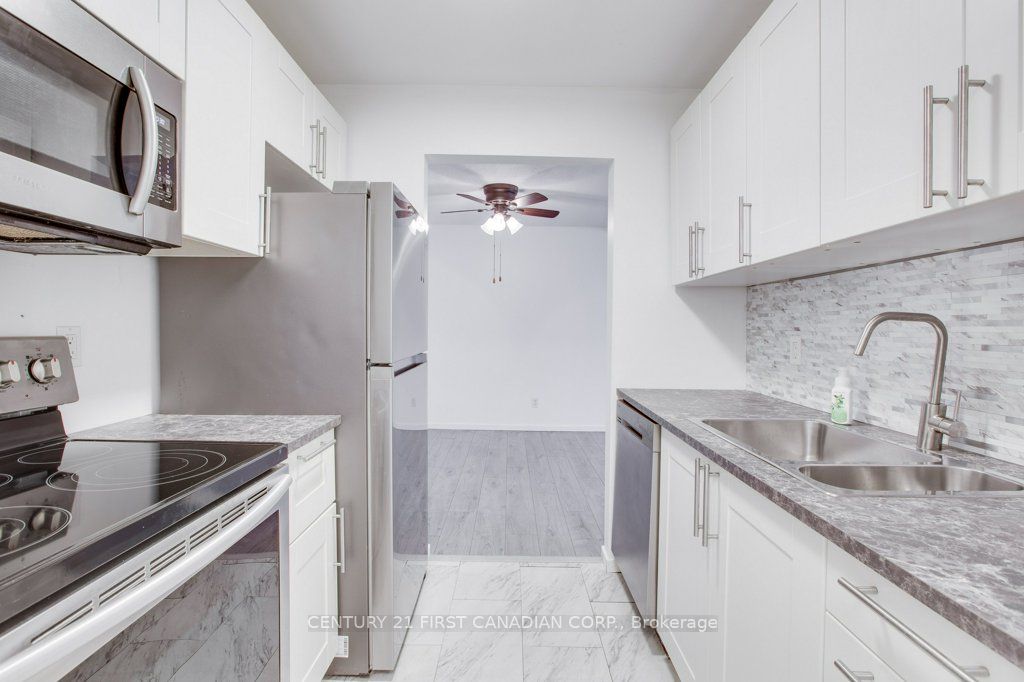 130 Conway Dr, #107