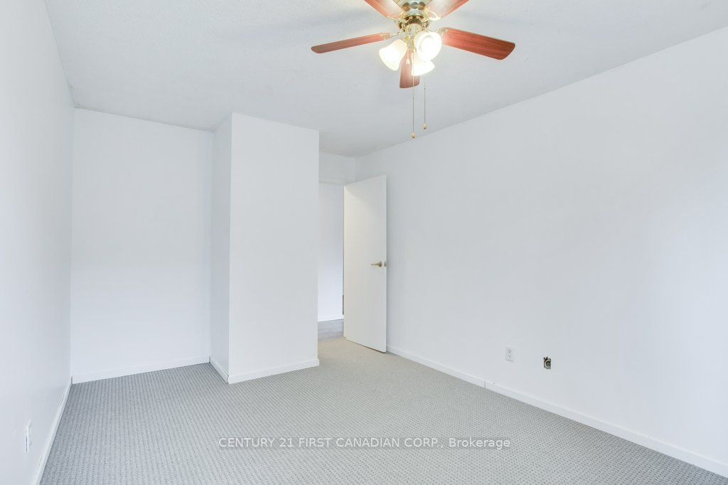 130 Conway Dr, #107