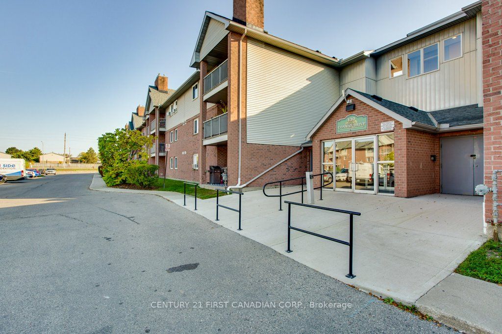 130 Conway Dr, #107
