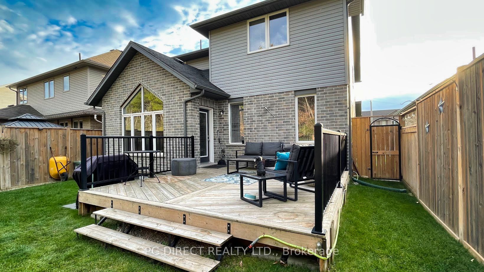 82 Marshall Dr
