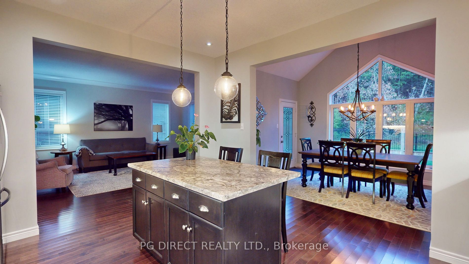 82 Marshall Dr