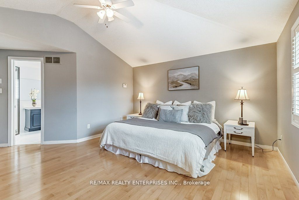 29 Jenson Blvd