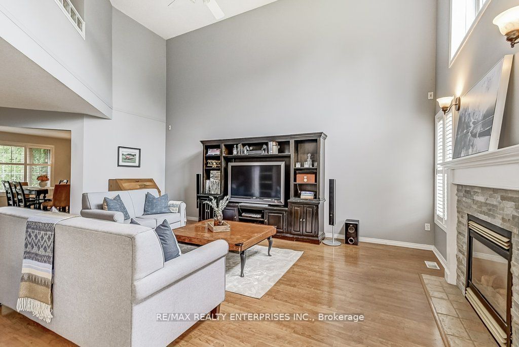29 Jenson Blvd