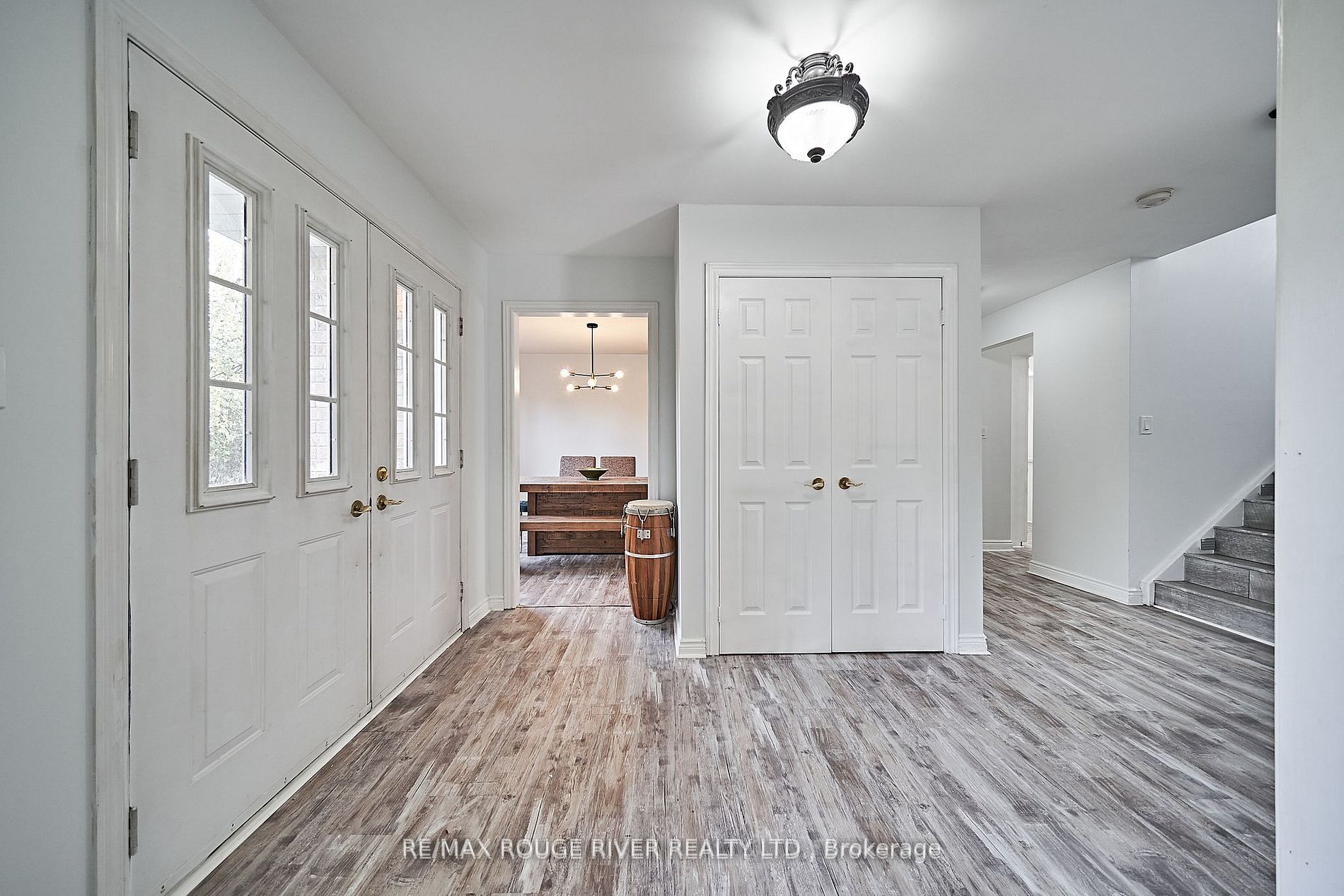 41 Ravine Dr