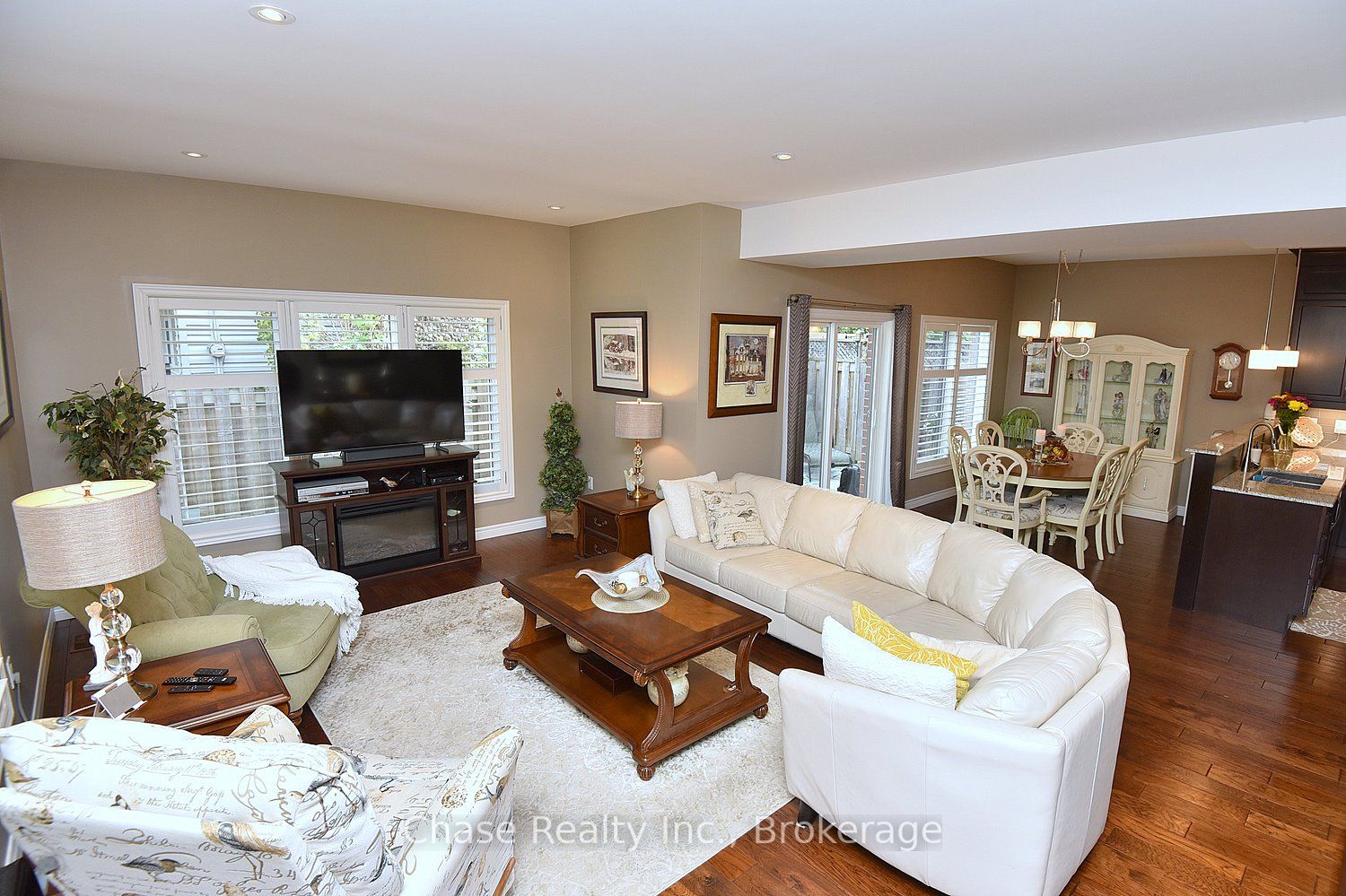44 Flamboro St, #8