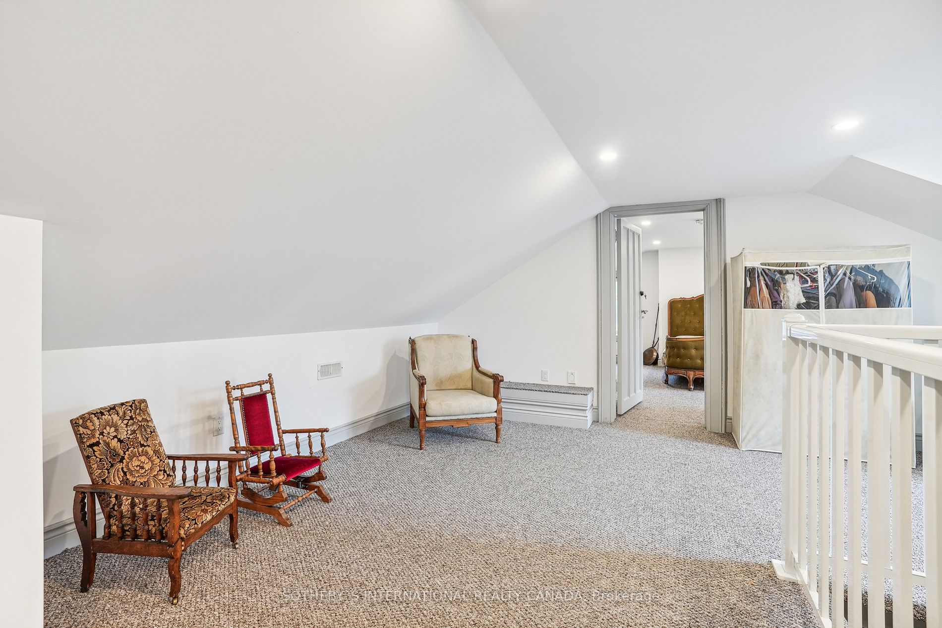 353 Sulphur Springs Rd