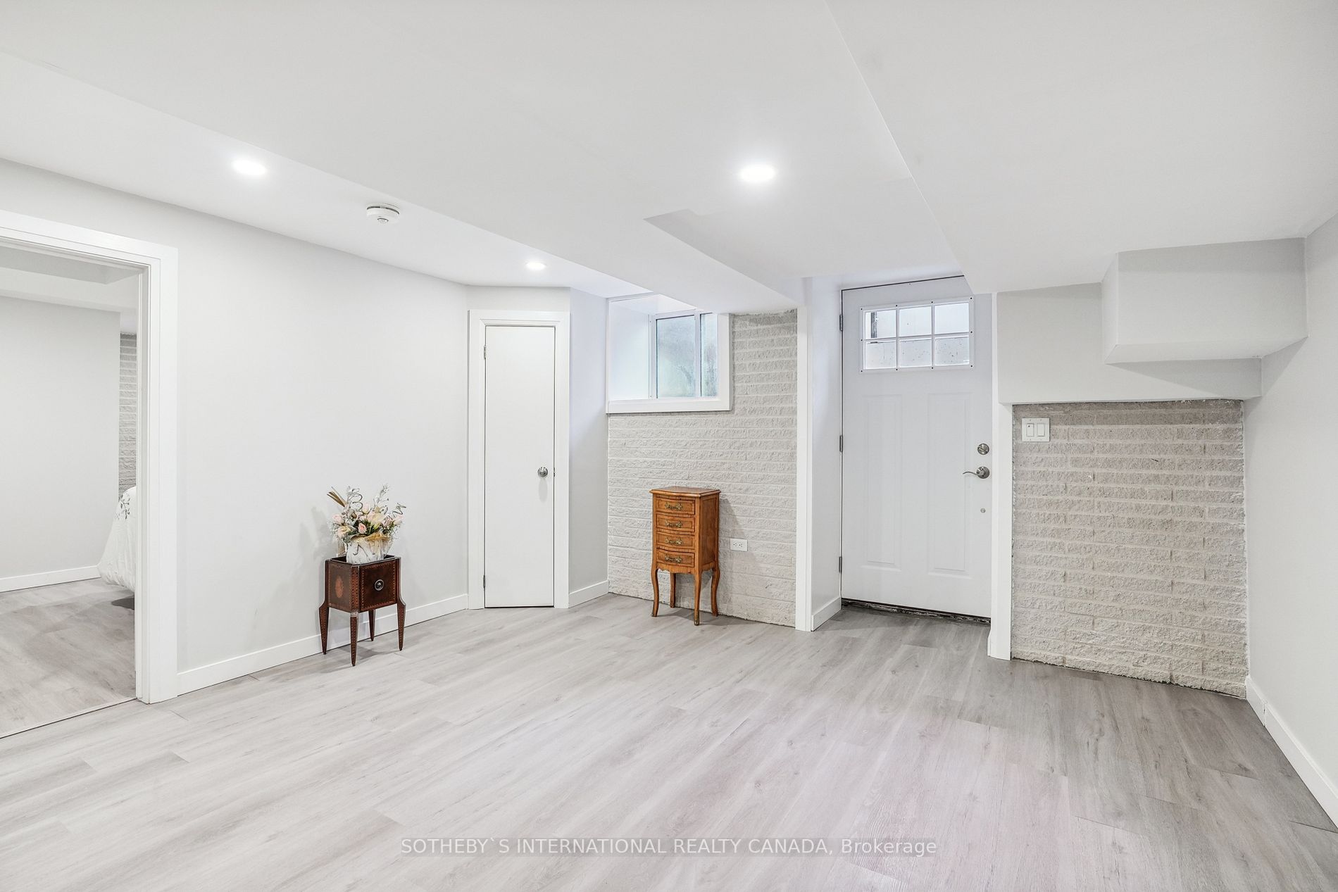 353 Sulphur Springs Rd