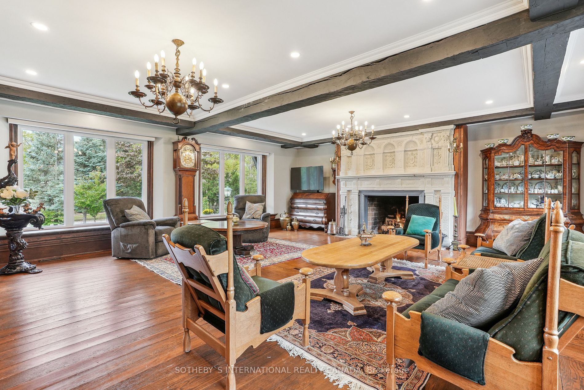 353 Sulphur Springs Rd