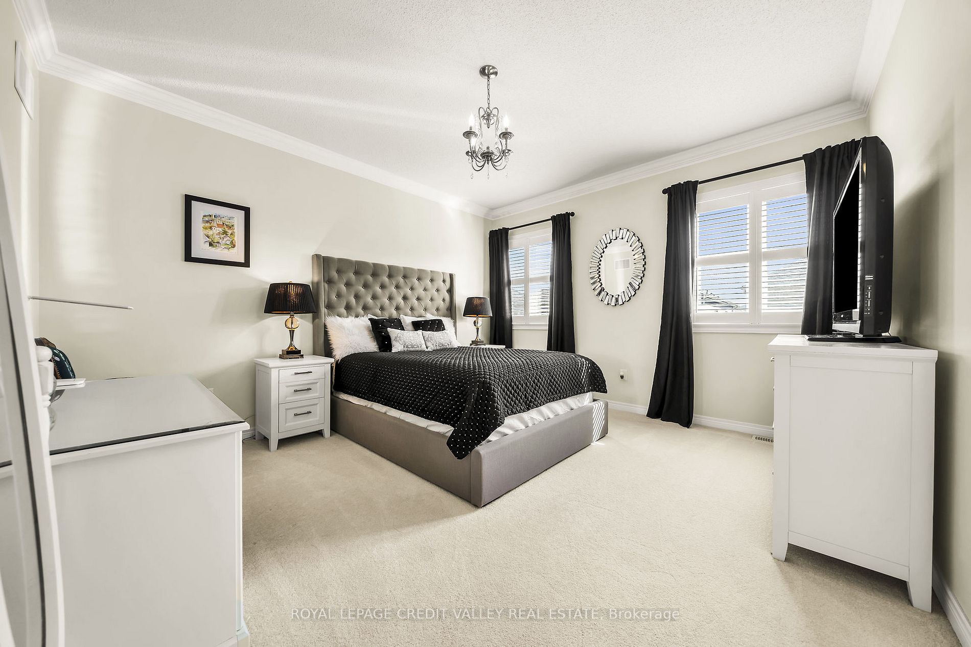 87 Westfield Cres