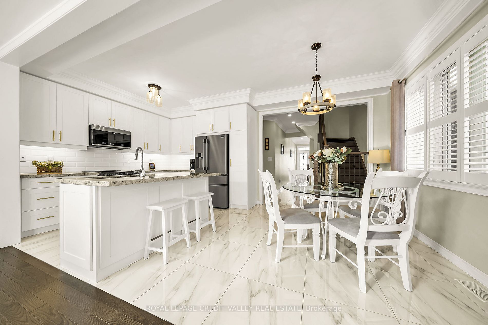 87 Westfield Cres