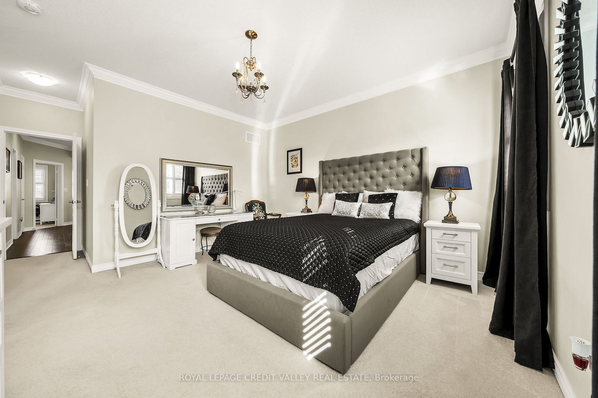 87 Westfield Cres