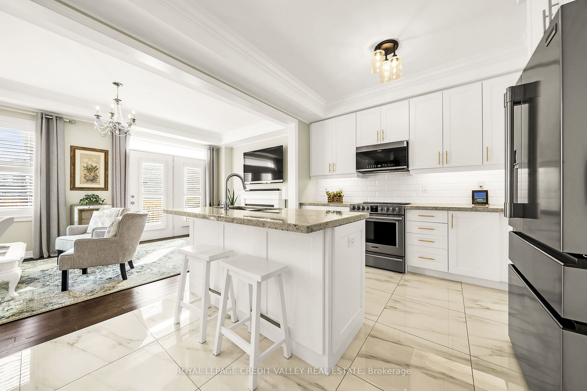 87 Westfield Cres