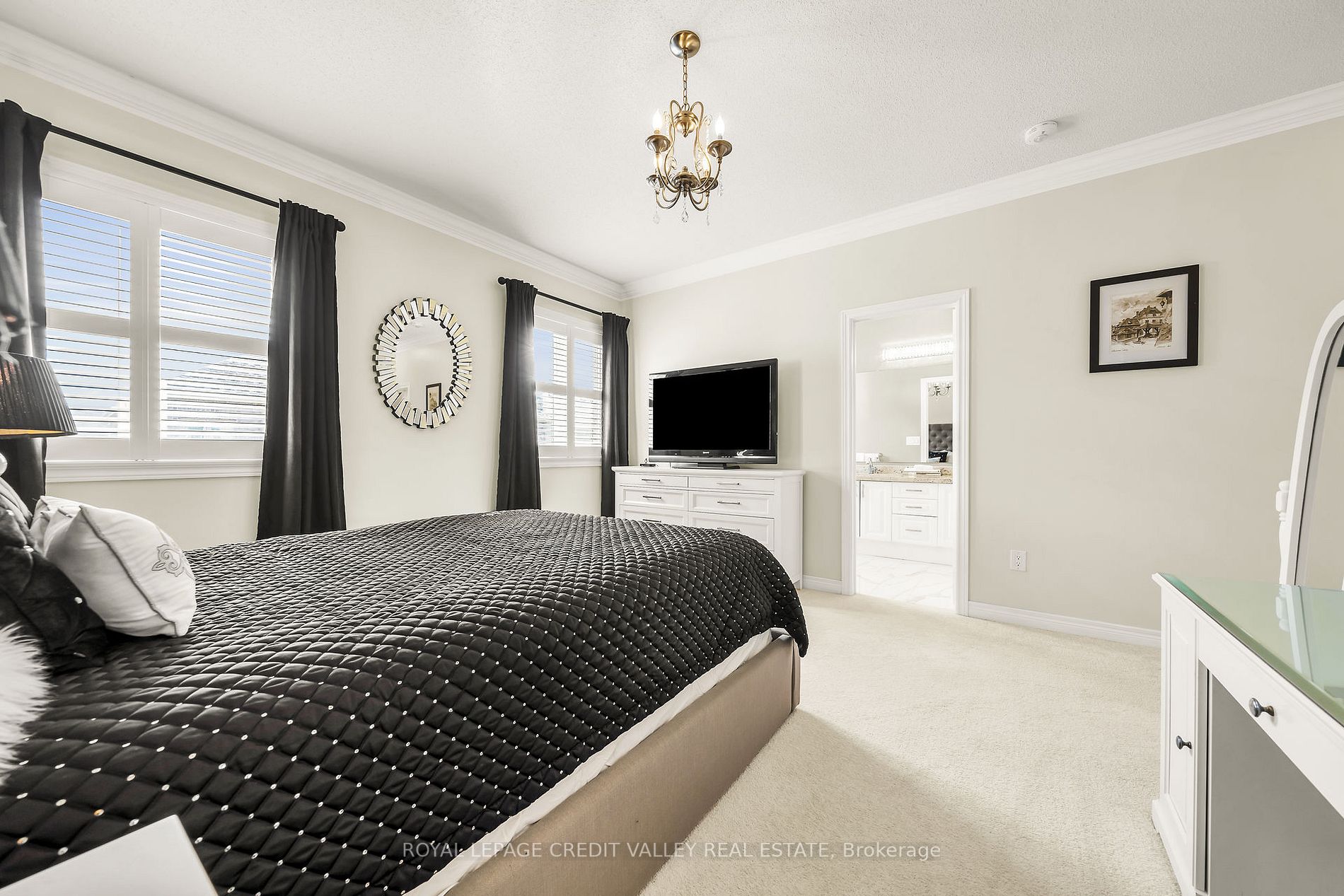 87 Westfield Cres