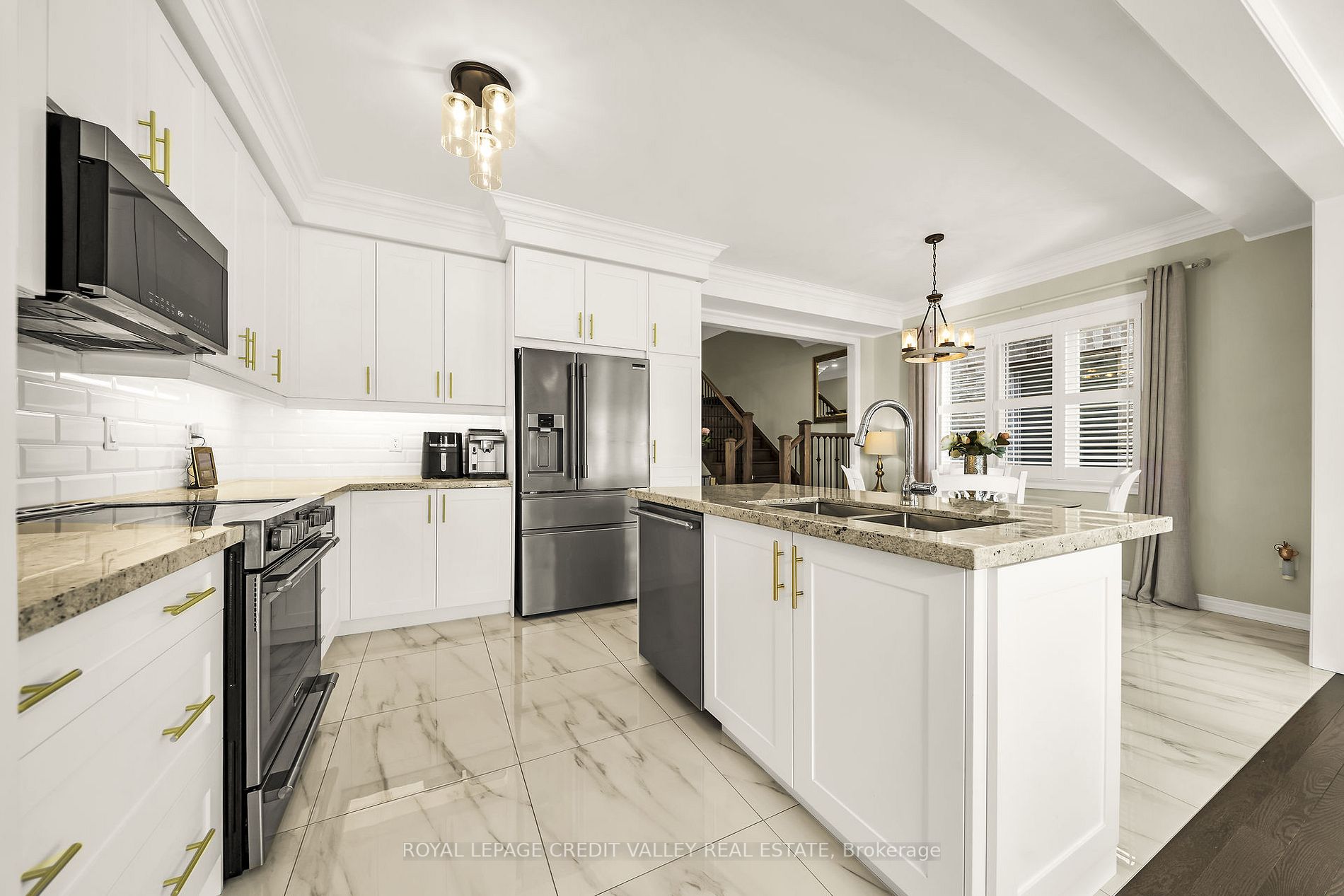 87 Westfield Cres