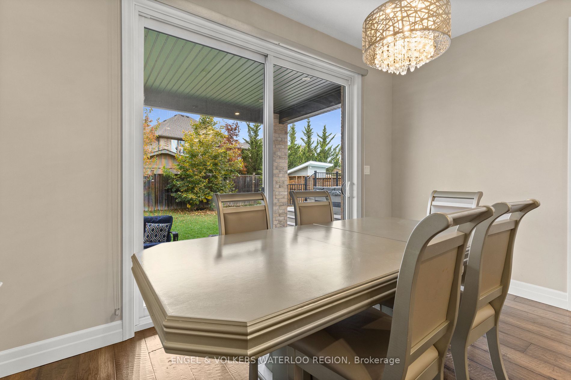 316 Deerfoot Tr