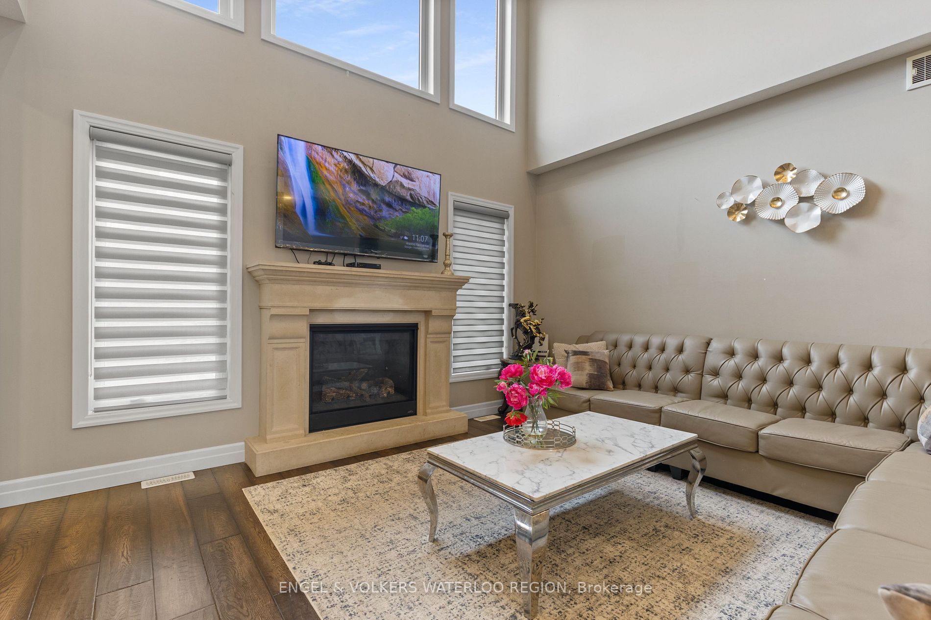 316 Deerfoot Tr