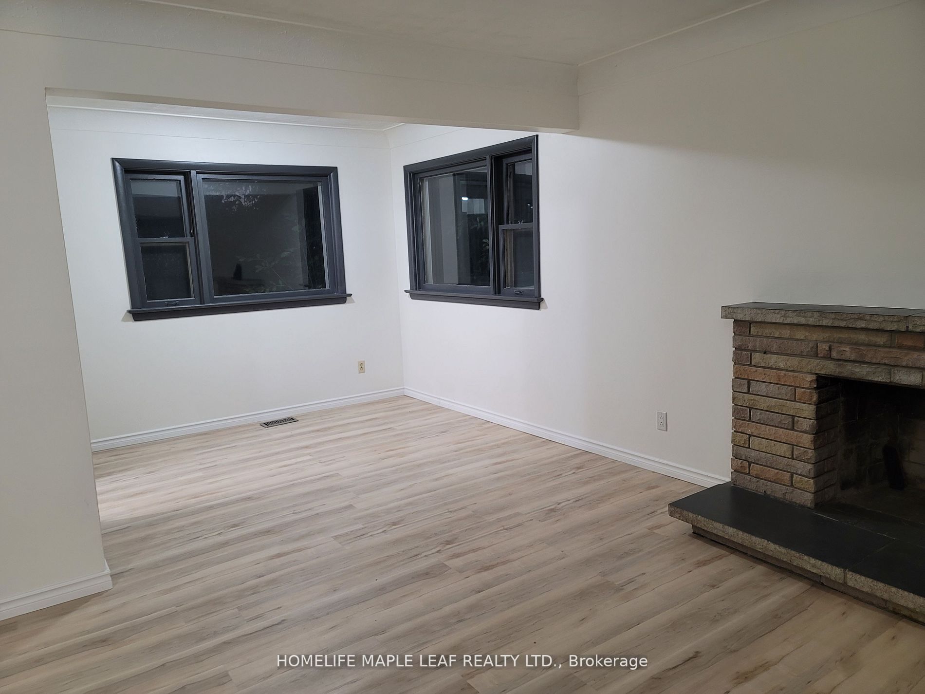 101 Braeheid Ave