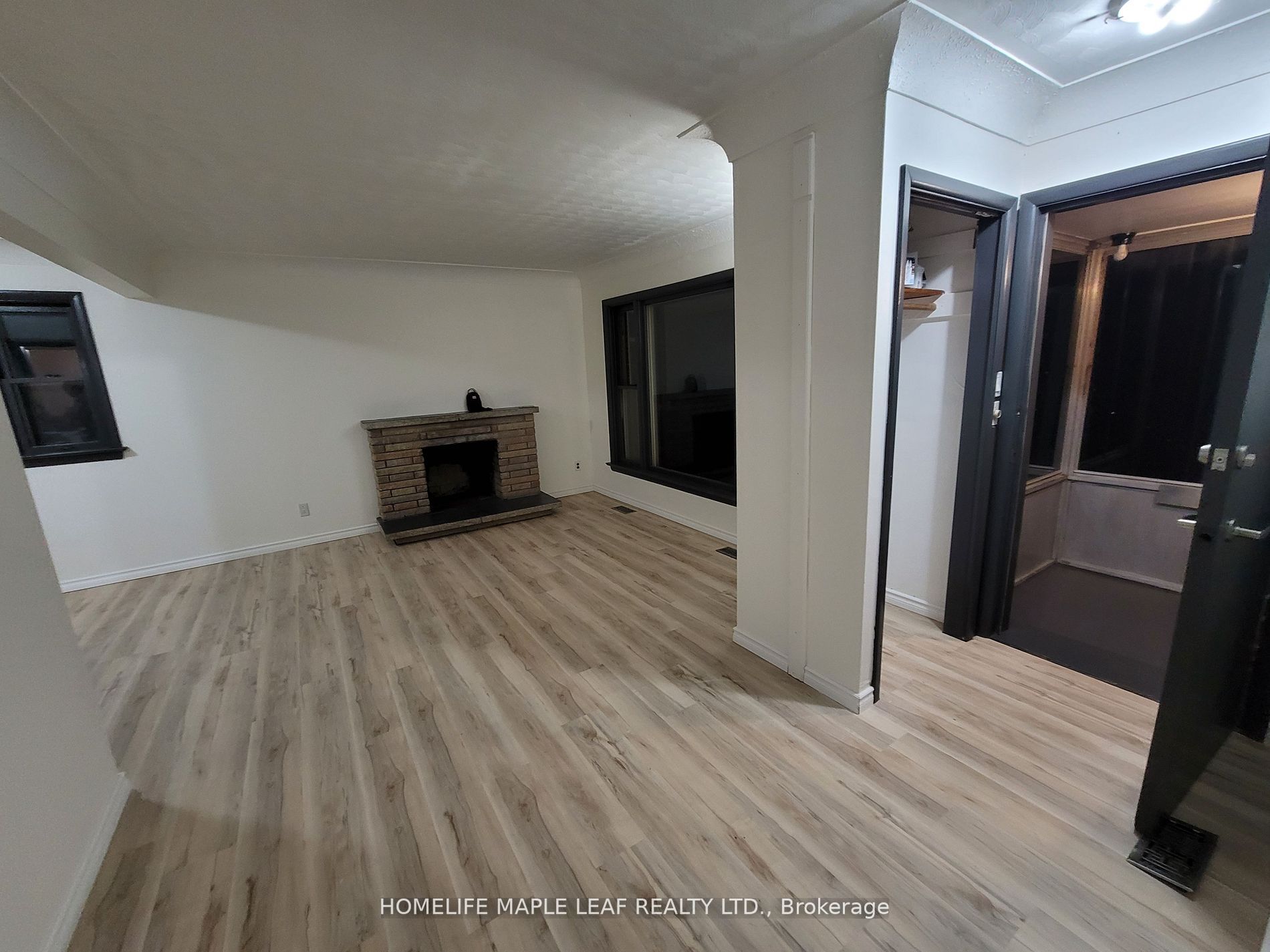 101 Braeheid Ave