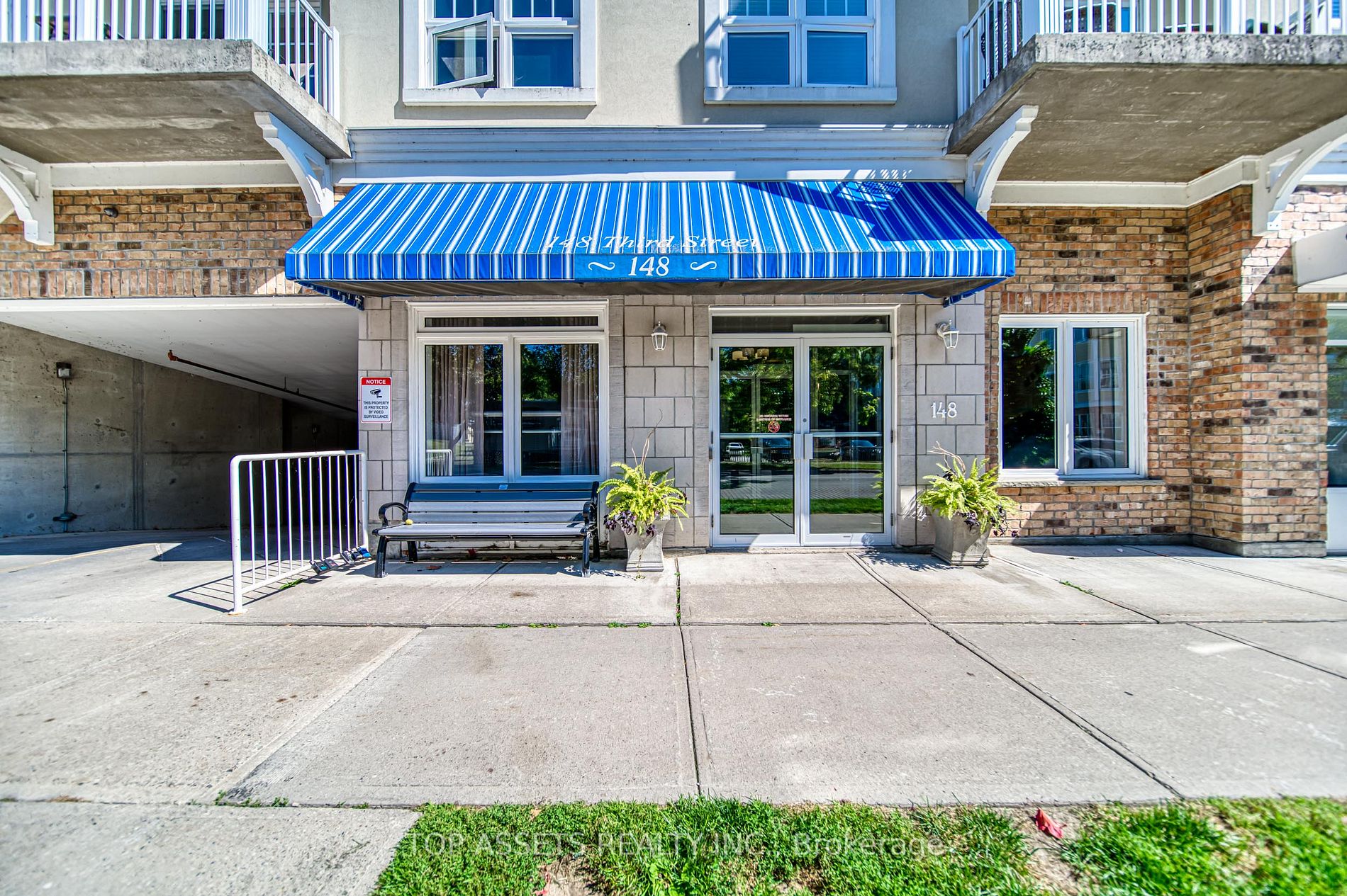 148 Third St, #305