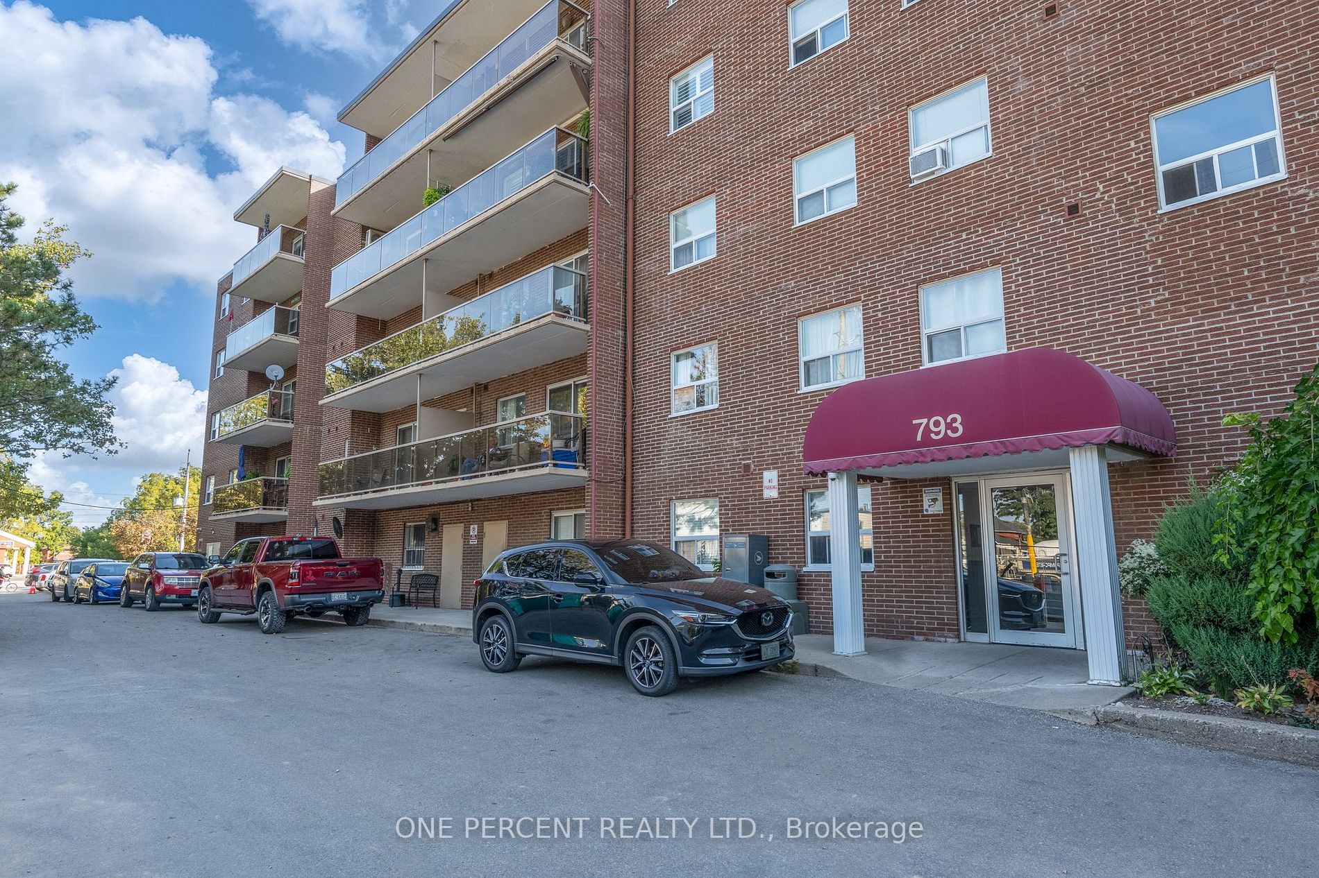 793 Colborne St E, #217