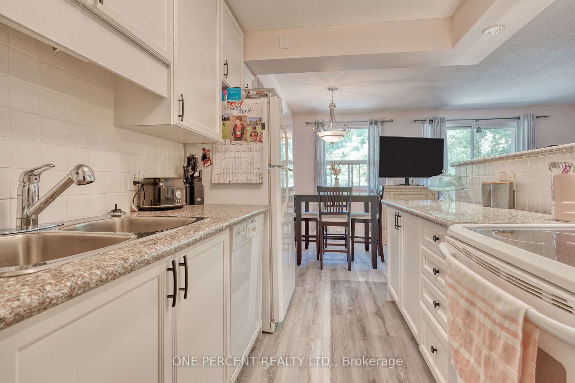 793 Colborne St E, #217
