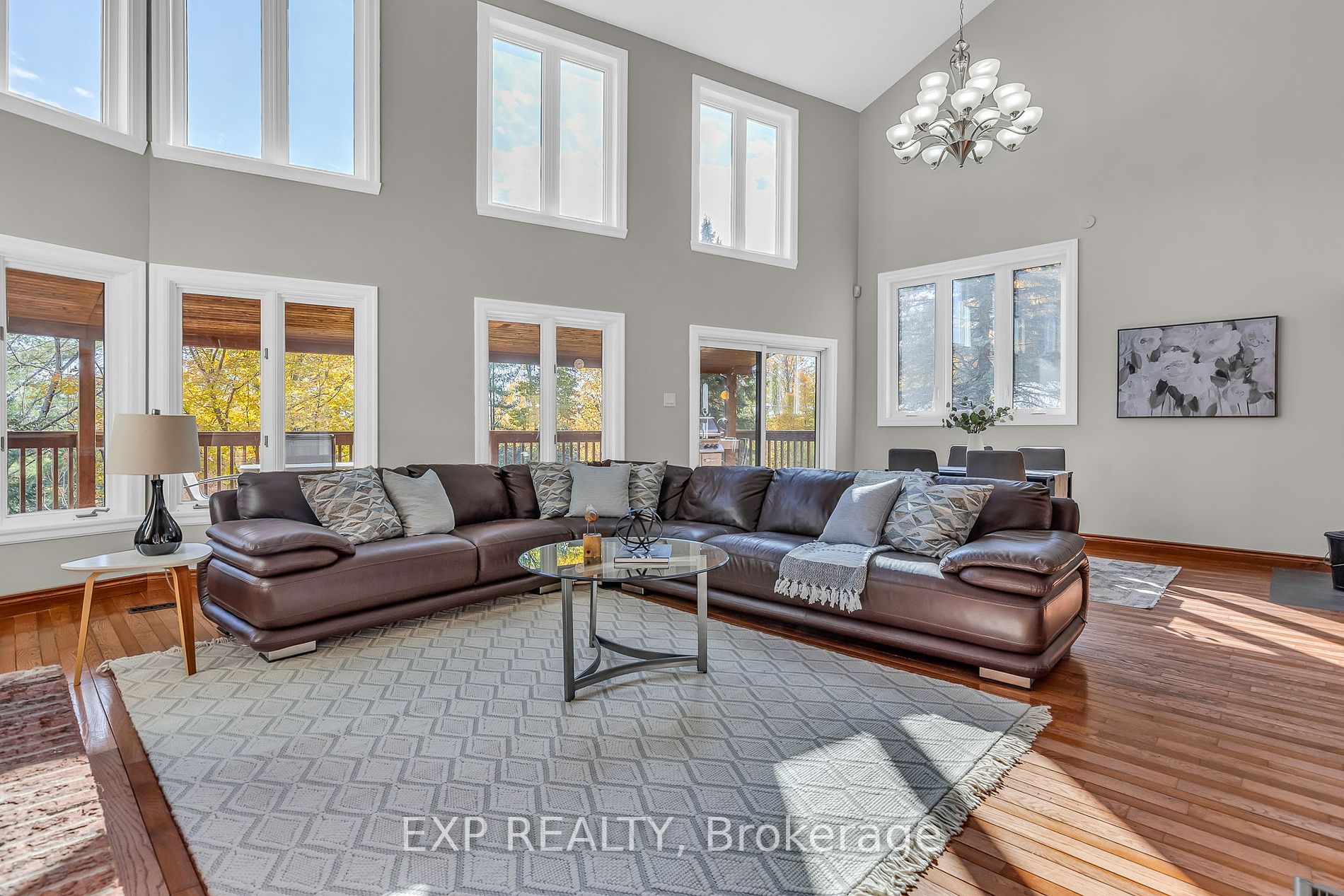 372 Broomfield Rd