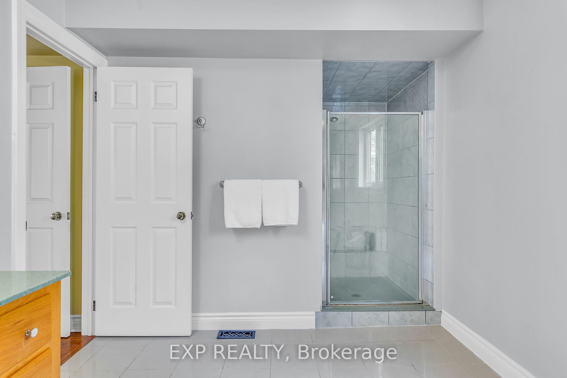 372 Broomfield Rd