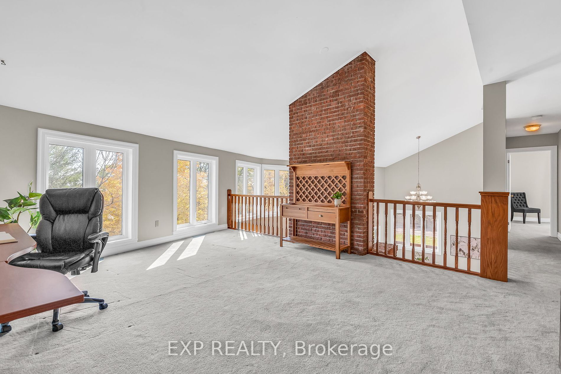 372 Broomfield Rd