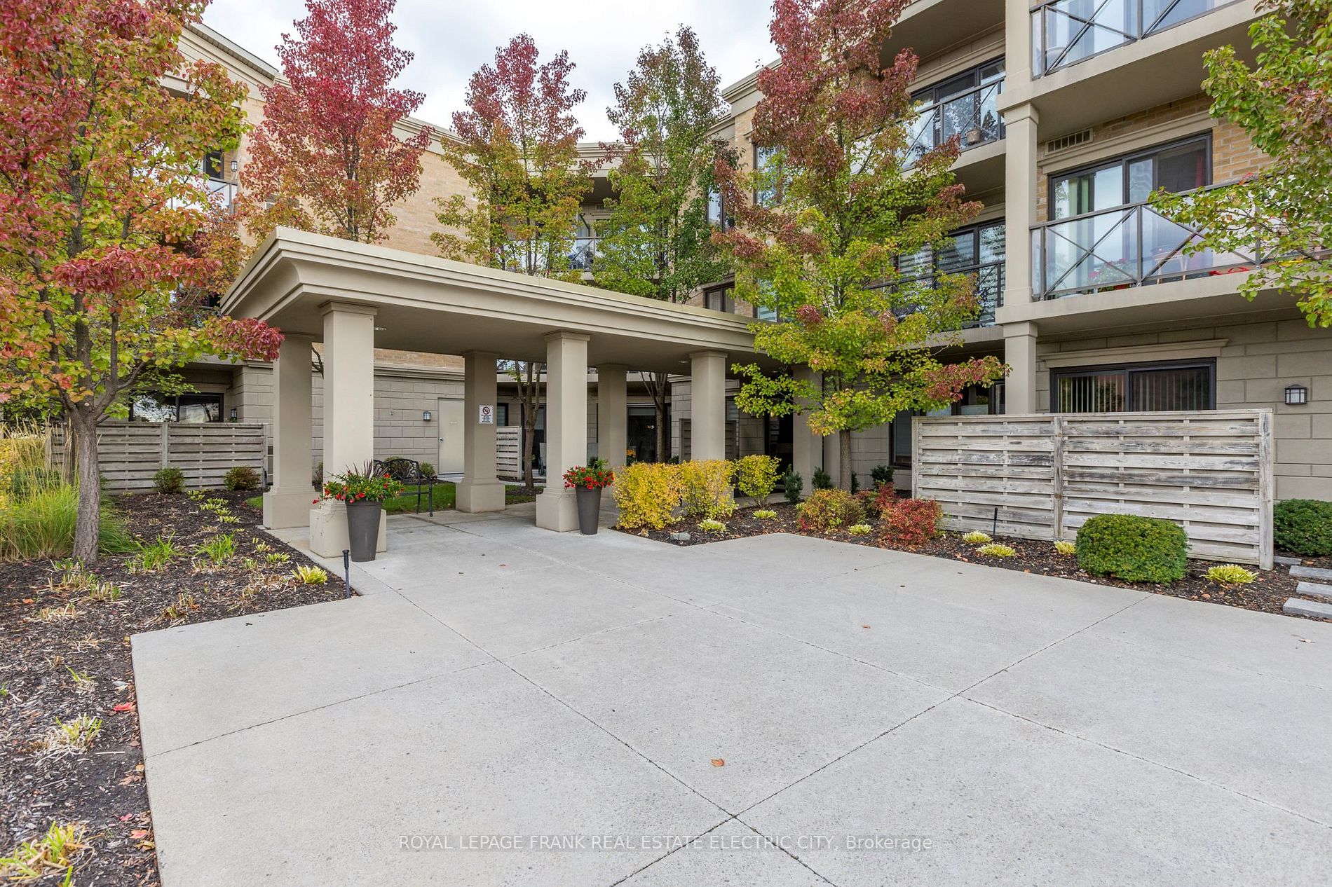 869 Clonsilla Ave, #113