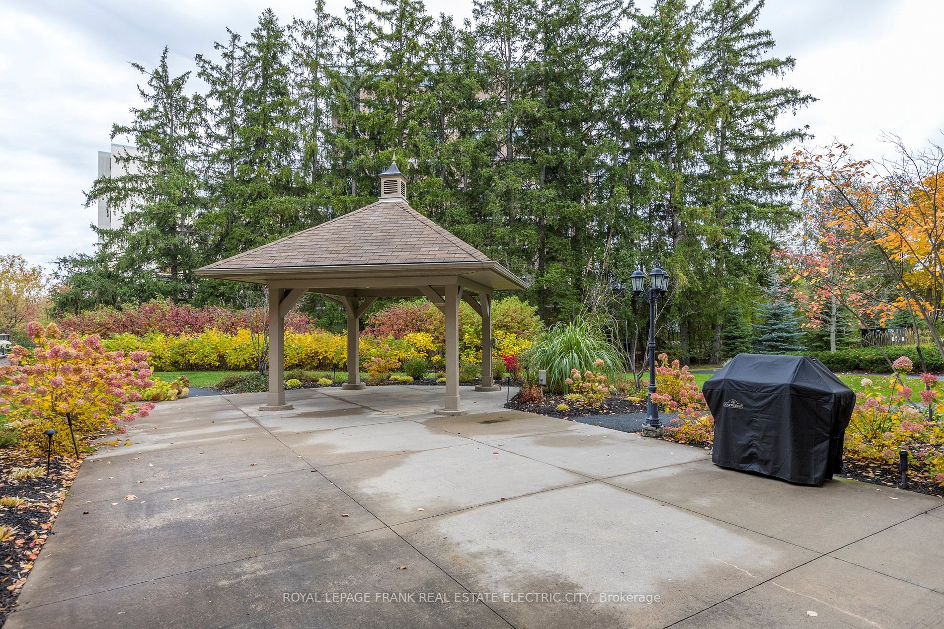 869 Clonsilla Ave, #113