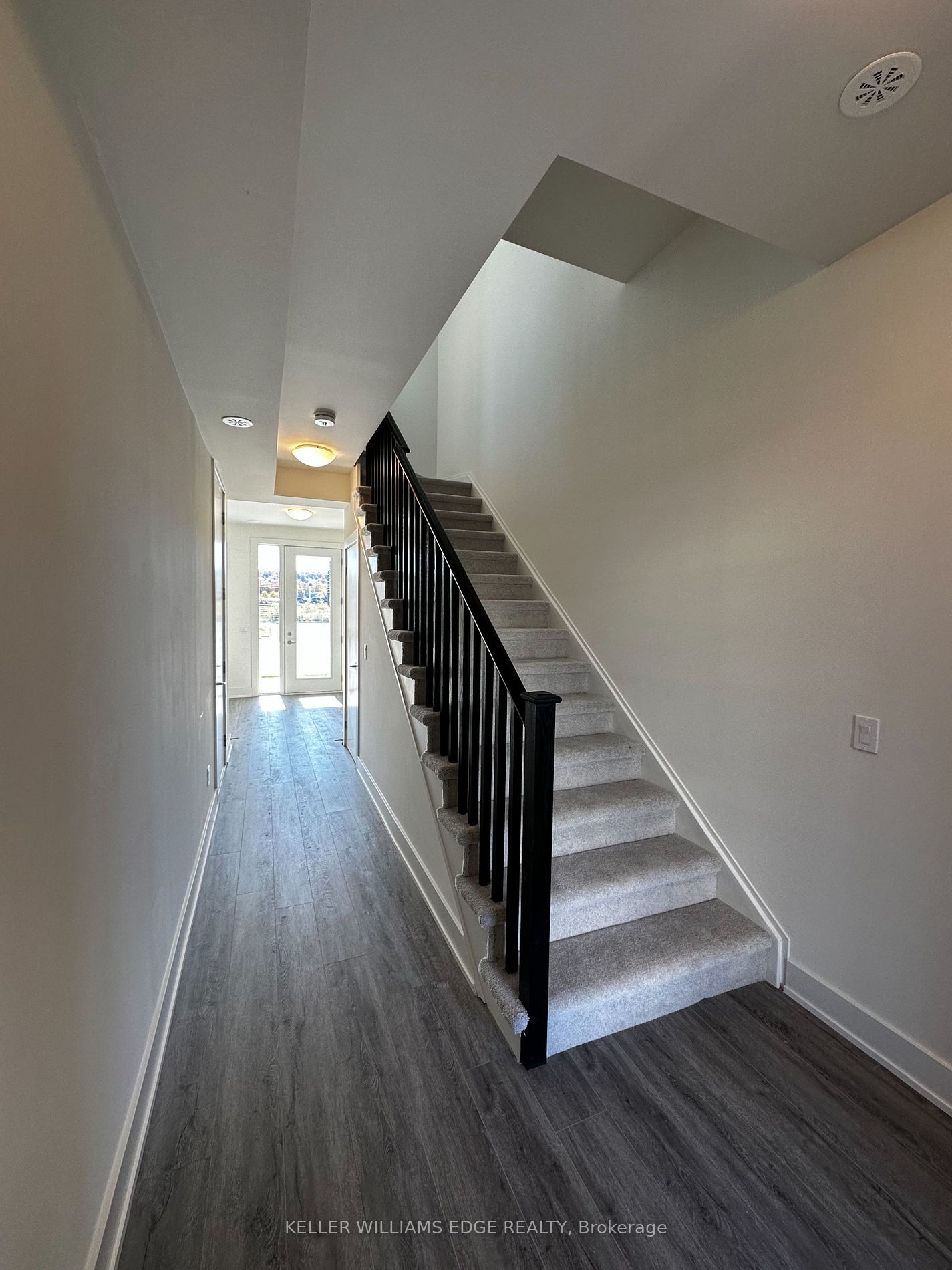54 Windward Dr, #.