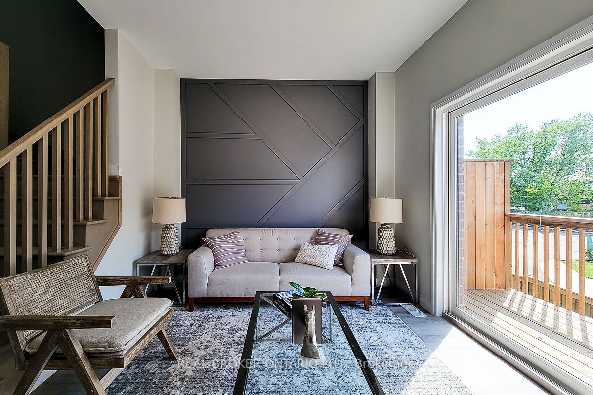 270 Melvin Avenue, #9