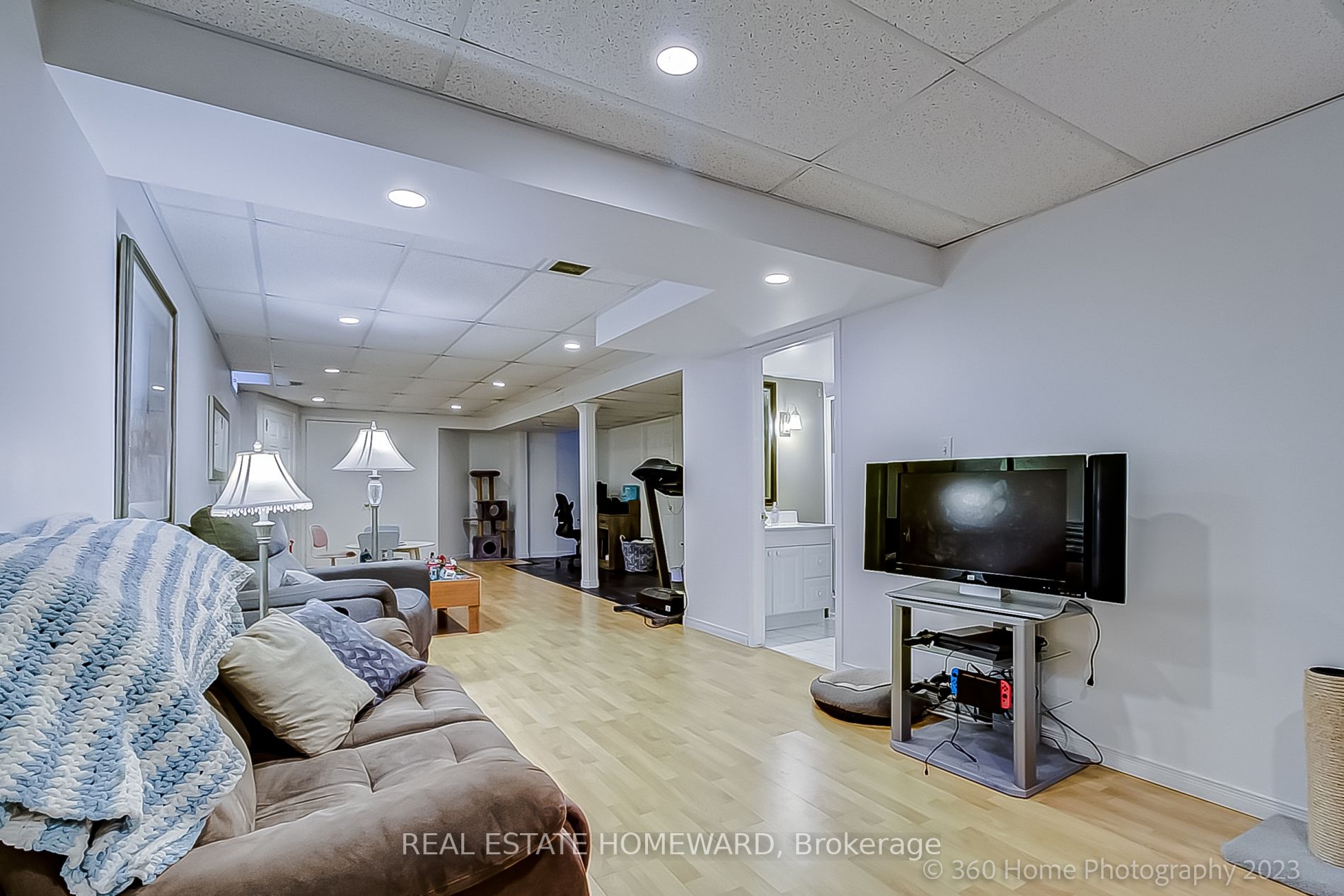 146 Springfield Blvd
