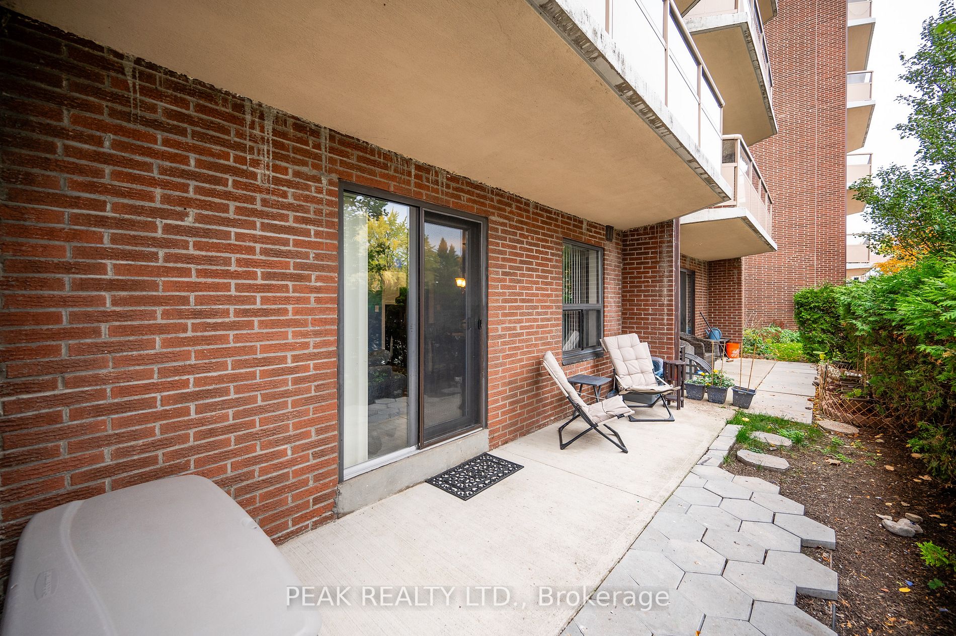 1100 Courtland Avenue E, #103